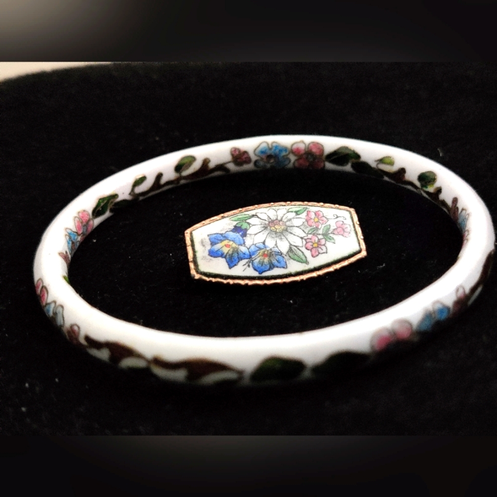 Vintage Cloisonne Enamel Alpine Flowers Brooch and Bracelet Set